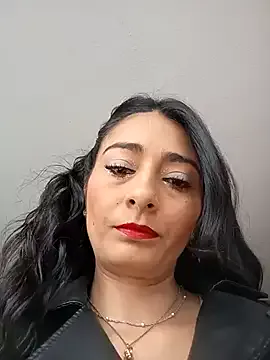 EsmeBrowm – webcam model profile photo Image 17