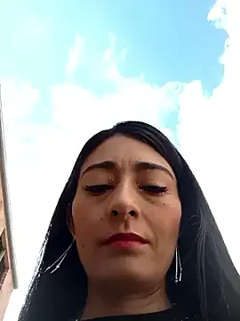 EsmeBrowm – webcam model profile photo Image 8