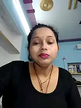 EsmeBrowm – webcam model profile photo Image 3