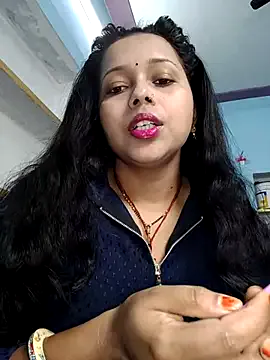 EsmeBrowm – webcam model profile photo Image 4