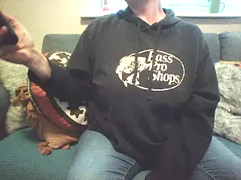 Big-Tits-McGee Image 12