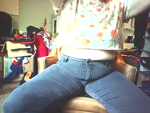 Big-Tits-McGee Image 7