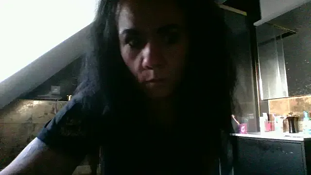 SerenaStar – webcam model profile photo Image 2