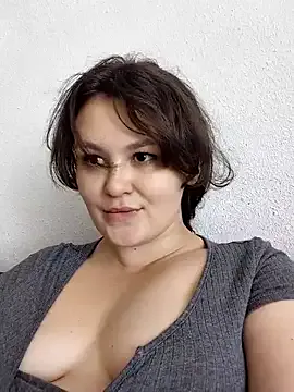 BlackCurly Image 8