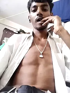 AdrianaAndrade – webcam model profile photo Image 2