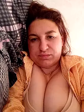 CrystalBarlow – webcam model profile photo Image 17