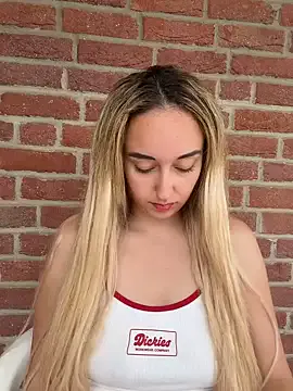 BlondBellaxxx Image 3