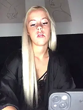 GracieCarter – webcam model profile photo Image 6