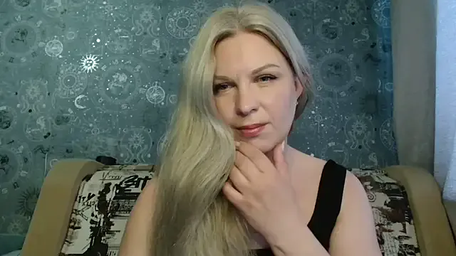 BlondeFox Image 10