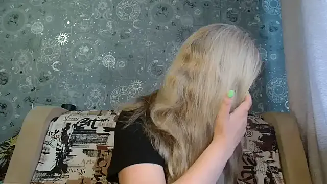 BlondeFox Image 17