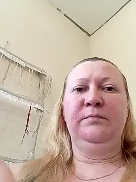 blondyaguar Image 16