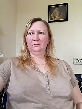 blondyaguar Image 5