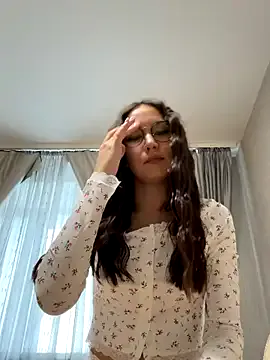 BlossomDreamer – webcam model profile photo