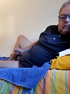 SerenaStar – webcam model profile photo Image 11