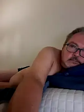 SerenaStar – webcam model profile photo Image 3