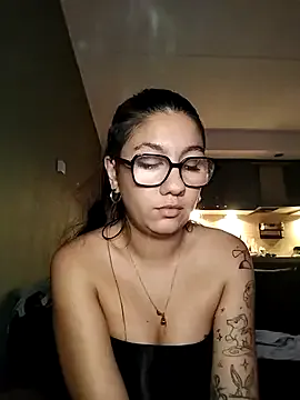 LeslyAnderson – webcam model profile photo Image 6