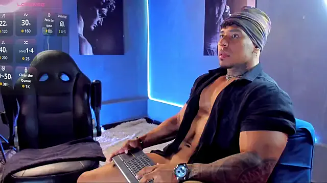 CurlyElisa – webcam model profile photo Image 19