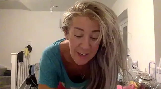 Bratty-Blonde55 Image 2