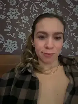 LilyBerryy – webcam model profile photo Image 6