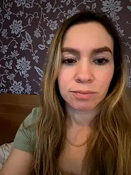 LilyBerryy – webcam model profile photo Image 9