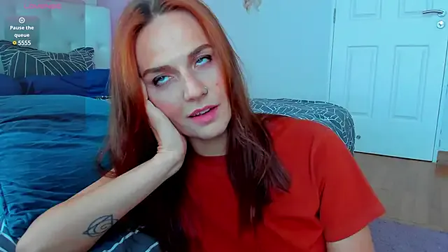 lulu_italy – webcam model profile photo Image 4