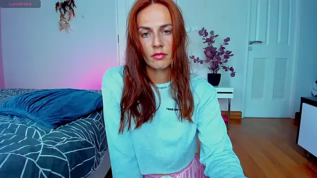 lulu_italy – webcam model profile photo Image 7