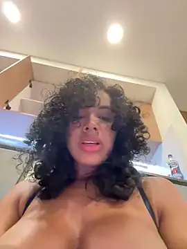Brunettexio Image 2