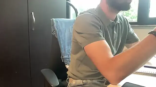 Hornyblond_Bella – webcam model profile photo Image 2