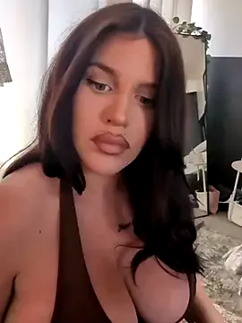 Bustyjessicalouu Image 12