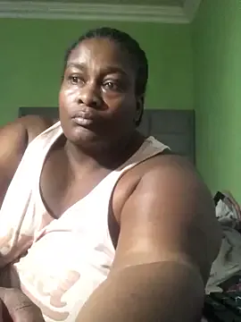 bustytitsxxx Image 7