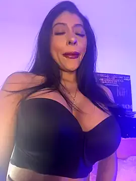 YasmienAtos – webcam model profile photo Image 16