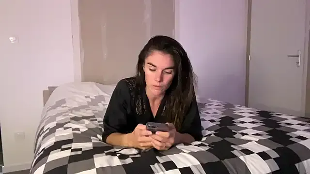 KendalVoos – webcam model profile photo Image 3