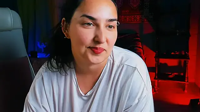 seksiIrena – webcam model profile photo Image 11