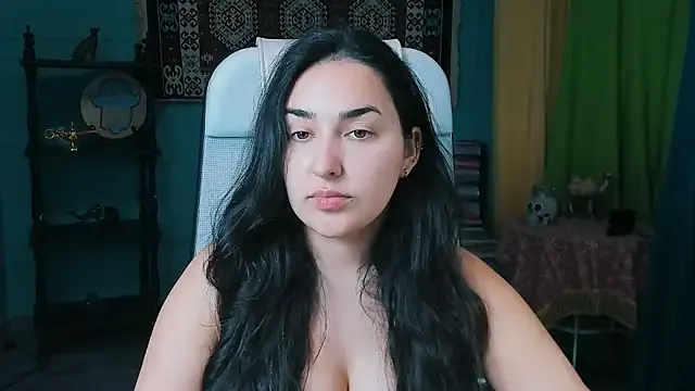 seksiIrena – webcam model profile photo Image 9