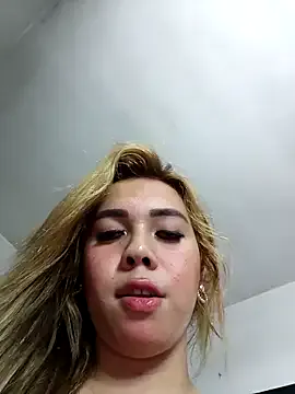 AngelinaKors – webcam model profile photo Image 4