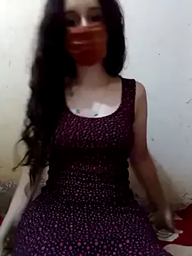 Melanie – webcam model profile photo Image 10