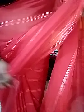 GrettaGrand – webcam model profile photo Image 3