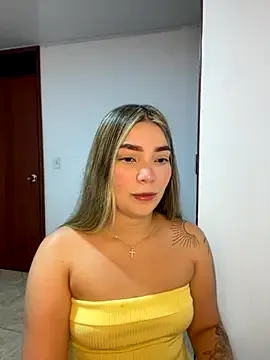 Gia – webcam model profile photo Image 15