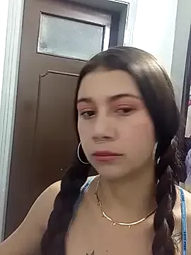 202509yoyo – webcam model profile photo Image 15