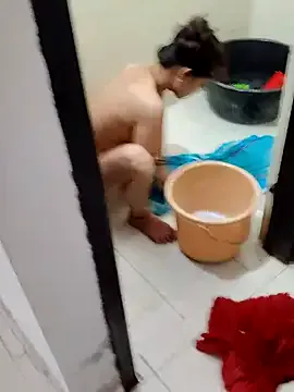 EsmeBrowm – webcam model profile photo Image 13