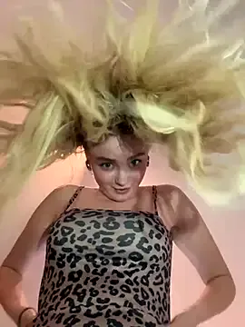 mc-Olivia – webcam model profile photo Image 19