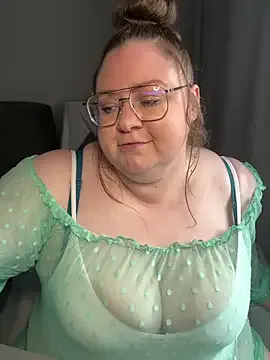 ClaraMonroe – webcam model profile photo Image 3