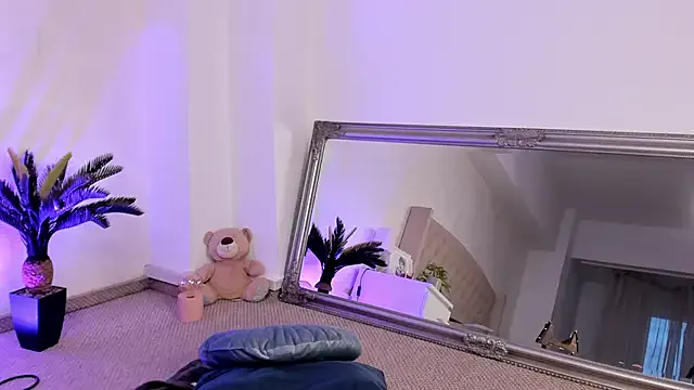 onetimeandforever – webcam model profile photo Image 12