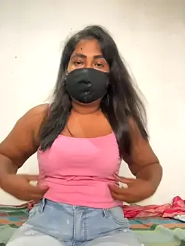 Bella – webcam model profile photo Image 11