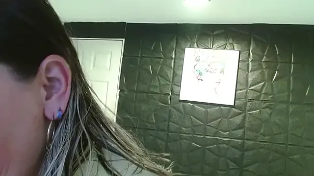 AyshaConnor – webcam model profile photo Image 16