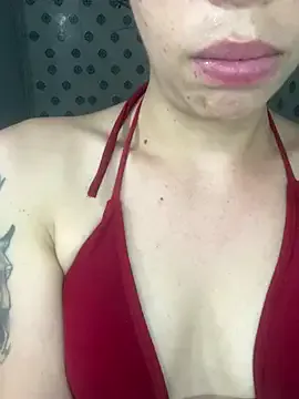 TopsyWilde – webcam model profile photo Image 10