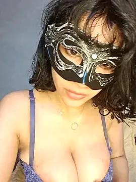Carla – webcam model profile photo Image 17