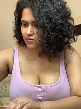 Curvydesifromgermany Image 6