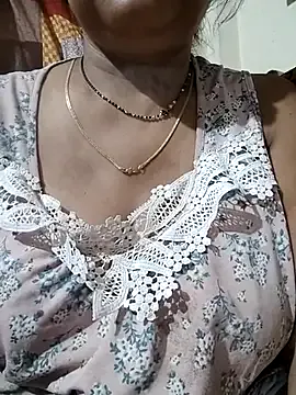 Naughty-Mailey – webcam model profile photo Image 5