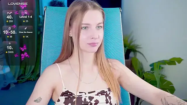 MiraKova – webcam model profile photo Image 12